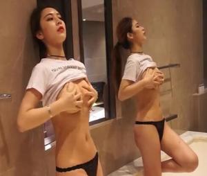 [MISSLEG蜜丝]钻石版视频 VF013 浴室湿人 乔依琳