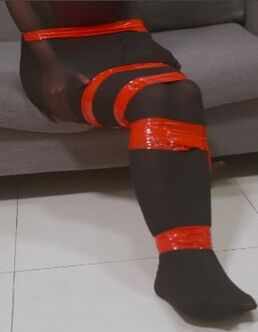 [Ligui丽柜] 2020.12.31 HD视频《被丝袜封印的小魔女（下）》琪琪