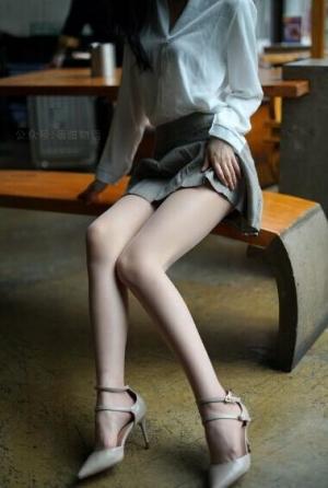 萌甜物语 XM171《你给打几分？-腿腿》