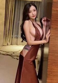  [秀人模特系列]王馨瑶视频写真 香槟礼服