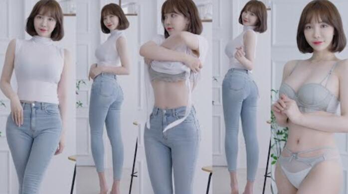 白色t恤和牛仔裤的根本,而女大学生牛仔裤look book underwear内衣lookbook look book直拍jeans lookbook lingerie try on