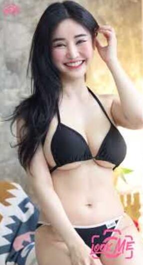 看我穿黑色时装的Blue Jirarat