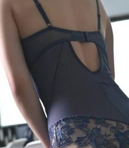 香草喵露露- 忙露的职场 蓝色内衣裙