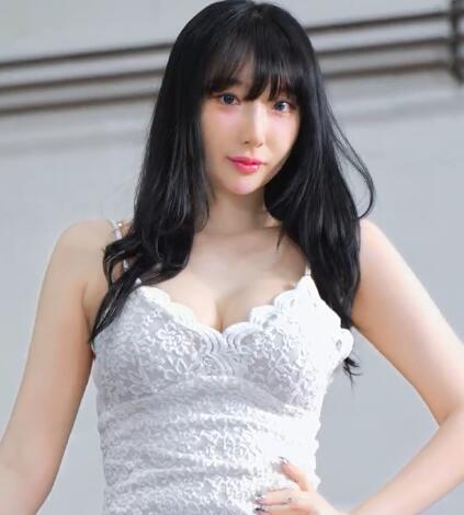 2025汽车沙龙透明魅力心动瞬间 4