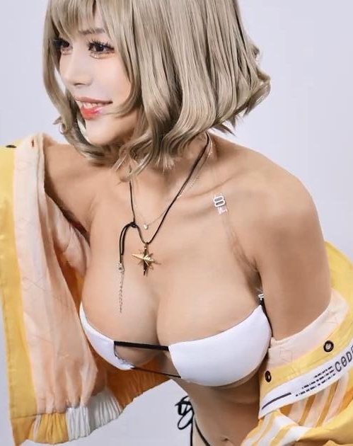  [热力直拍] 柳秀贞模特第6弹！首尔Popcon盛典惊艳舞台 YUSUJEONG MODEL @SEOULPOPCON 2025